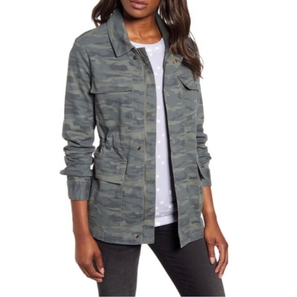 CASLON BY NORDSTROM SPRUCE GREEN CAMO UTILITY JACKET